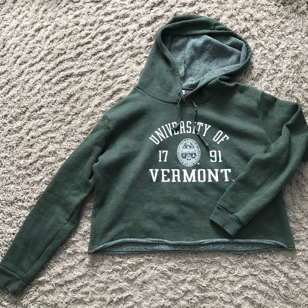 University of Vermont cropped sweatshirt